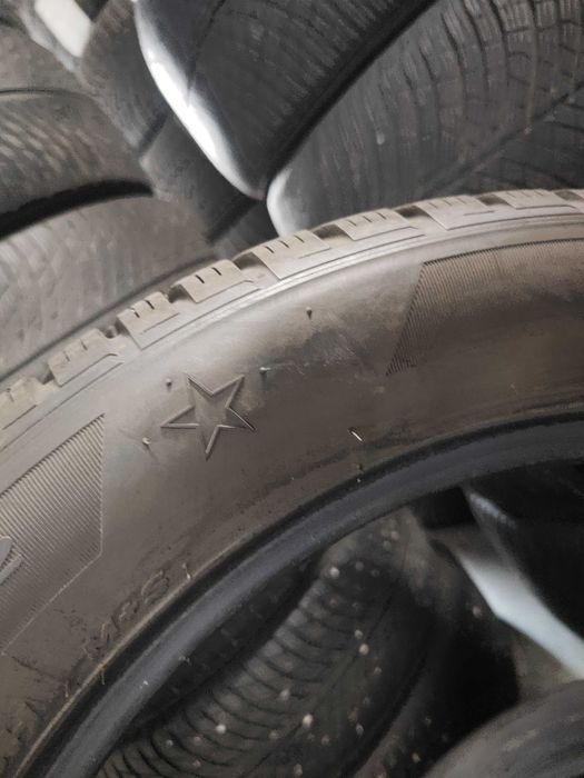 2бр.зимни гуми 225/50/17 Hankook