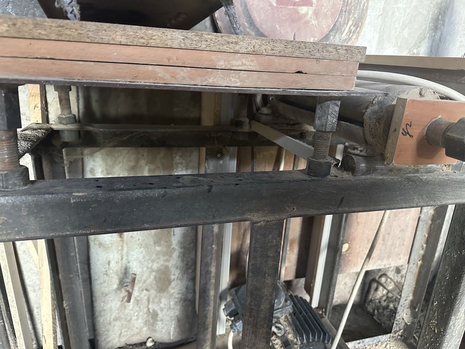 Продам циркулярку с фуганком