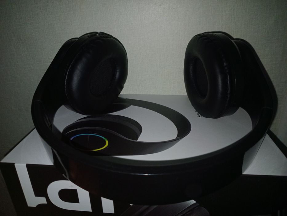 Игровые наушники