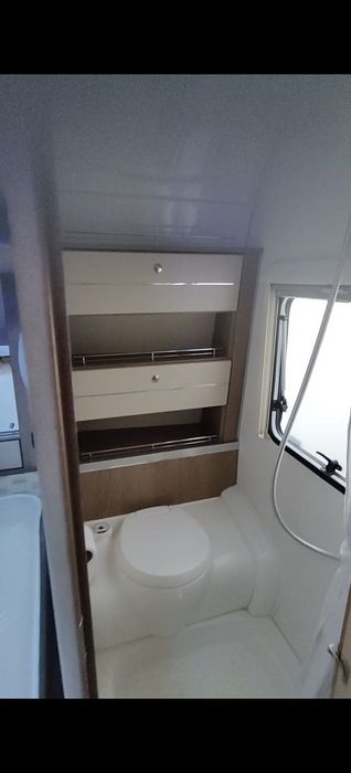 Rulotă Fendt Mayfair 650 (Dublă Axă) – An 2013 – Full Extra / Off-Grid