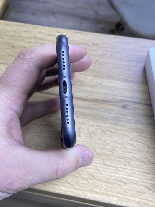 Продается Iphone 11 128Gb