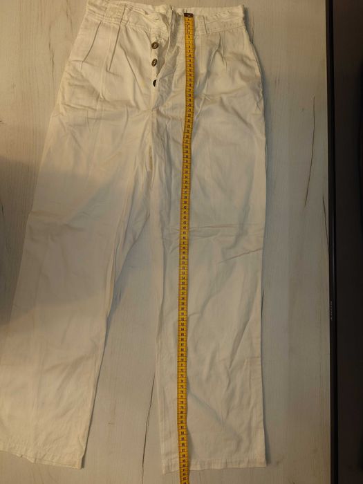 Costum popular vechi românesc, cămașă cu broderie albastră + pantaloni
