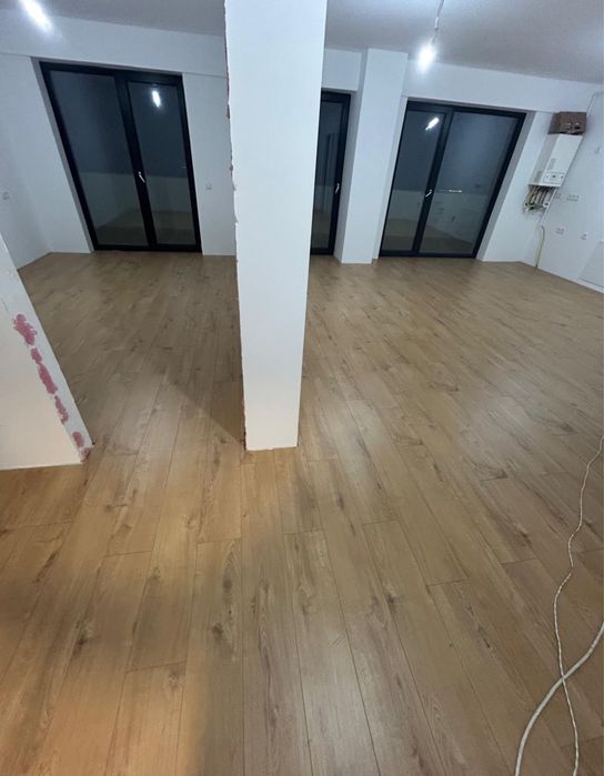 Montaj parchet SPC/ laminat /lipt /plinta polimer/MDF /usi interioare