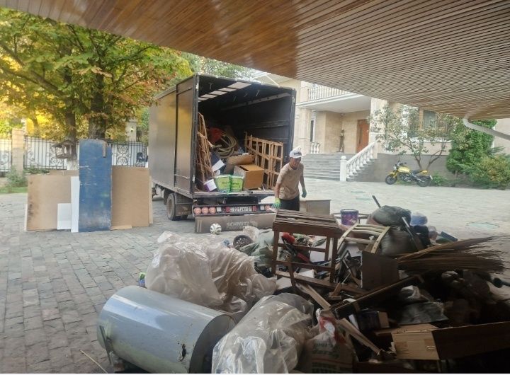 Вывоз строительных мусор.