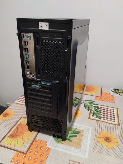 Server Intel Xeon 20 core/40 threads, 64Gb Ddr4 Ecc , Amd rx570 8gb