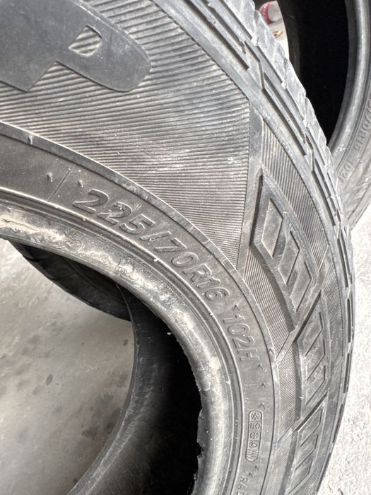 Hankook 225/70/R16 2шт