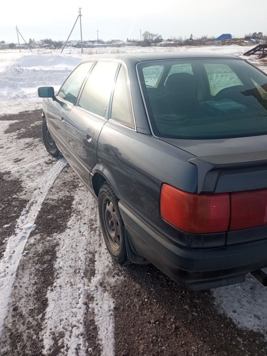 Продам Ауди б3 срочно торг