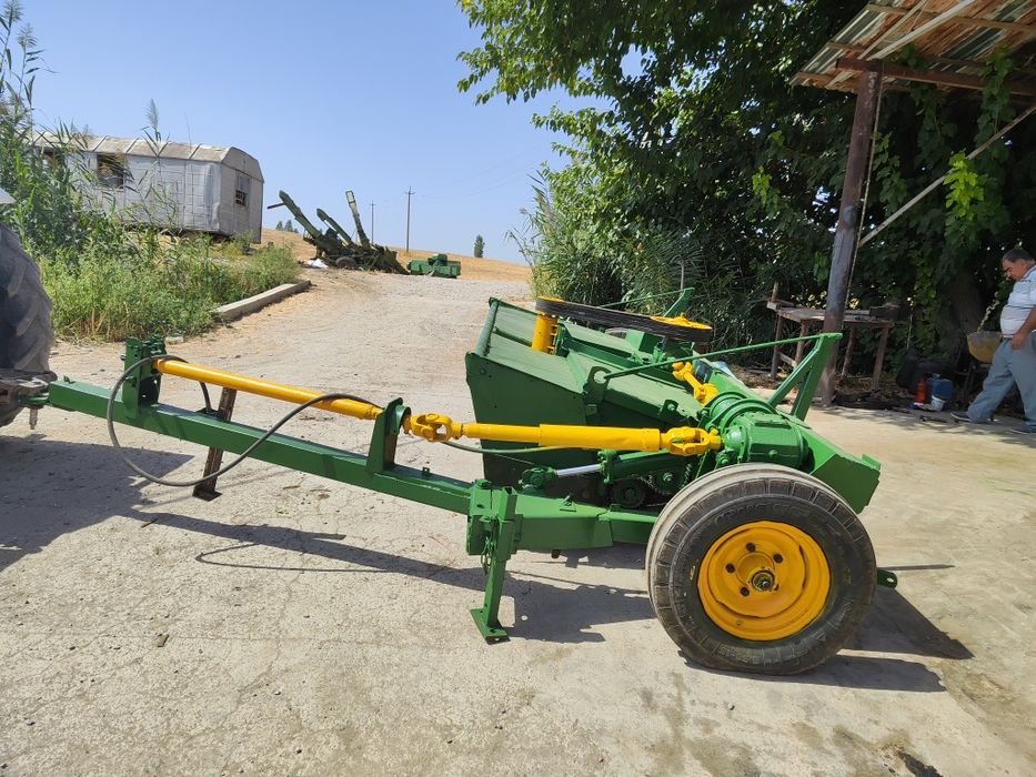 Беда орадиган ротар косилка КПРН 3.0. ориш чегараси 3 метр.