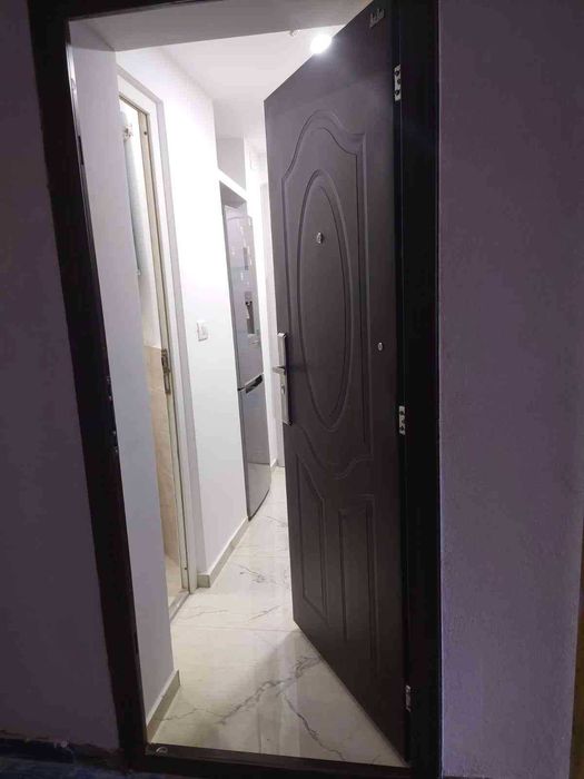 Garsoniera de vânzare