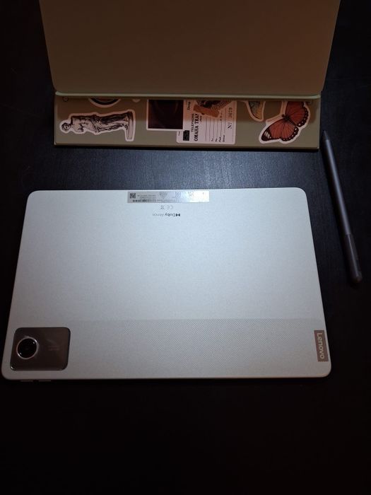 Vând Tabletă Lenovo Tab M11 128 GB, 8 GB RAM (Stare Impecabilă)