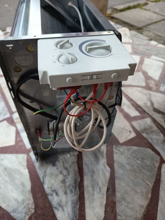 Воден вентилаторен конвектор за вграждане