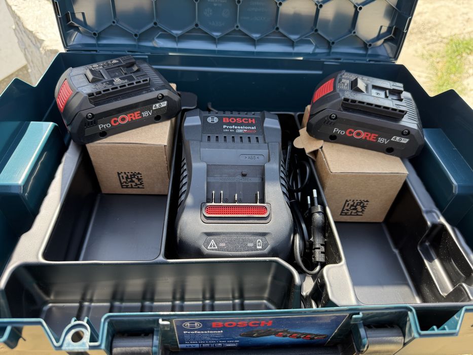 GBA 4.0Ah. Procore 2x + Gal1880 Bosch