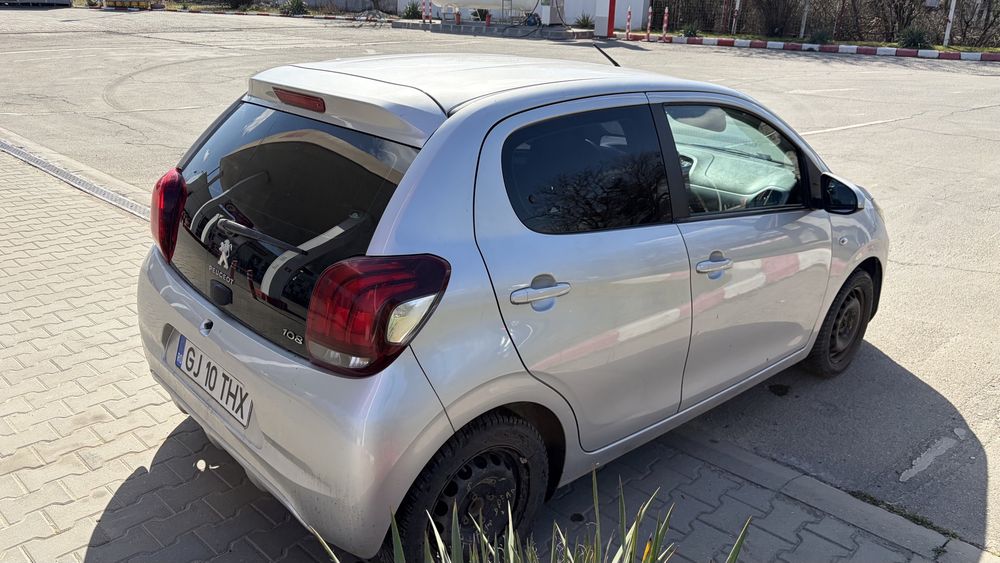 Toyota Aygo sau Peugeot 108 benzina 2900€ si  400€ separat gpl
