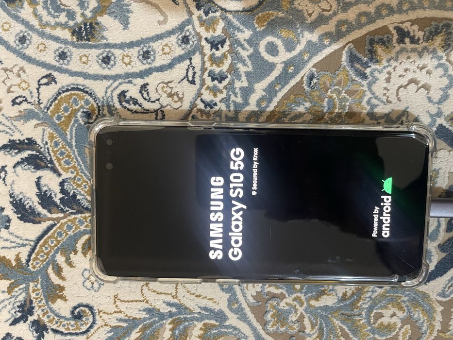 Продам телефон самсунг S10 5G