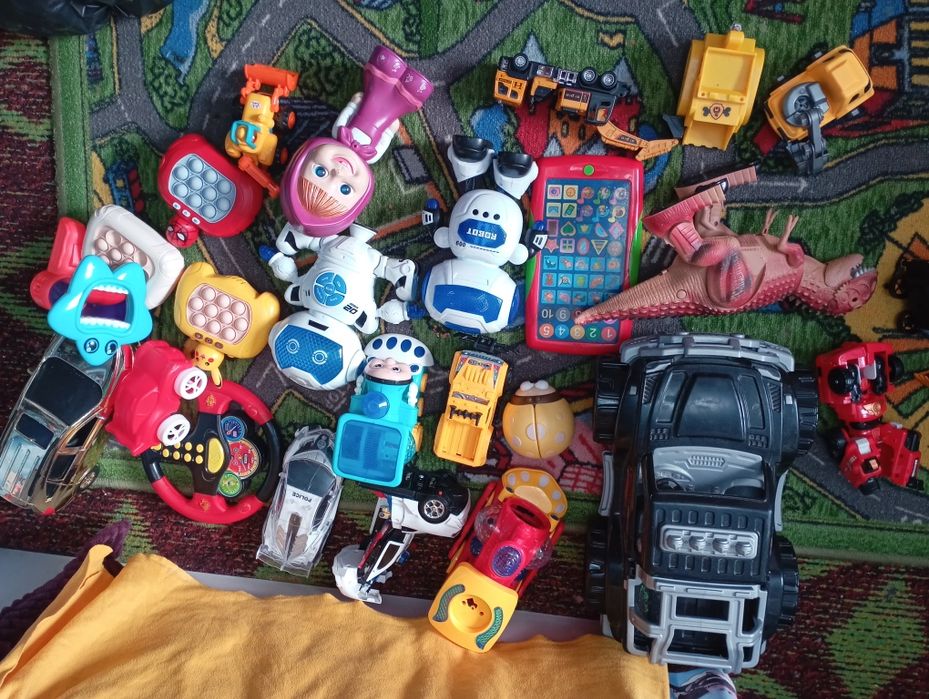 СРОЧНО СРОЧНО продам игрушки