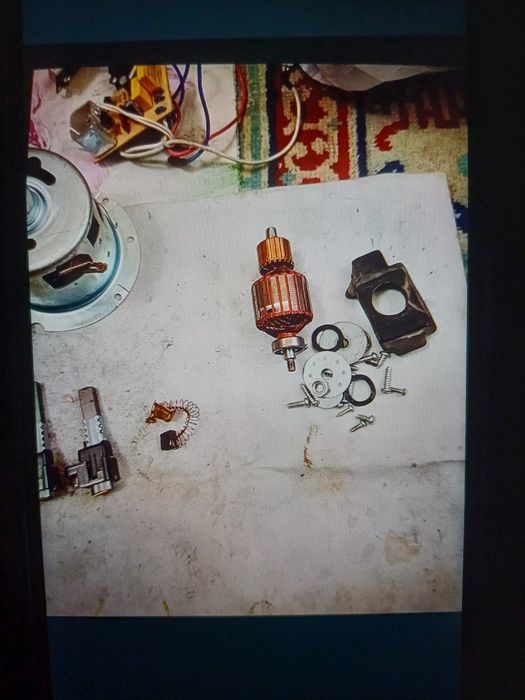 Продам запчасти для пылесосов.