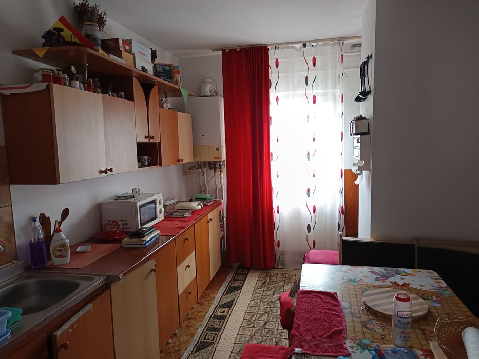 Apartament 3 camere decomandat Victoriei