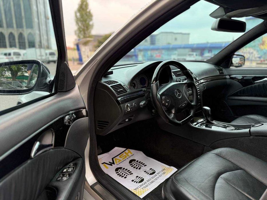 Продается Mercedes W211 E320 CDi ,комплектация Avantgarde.