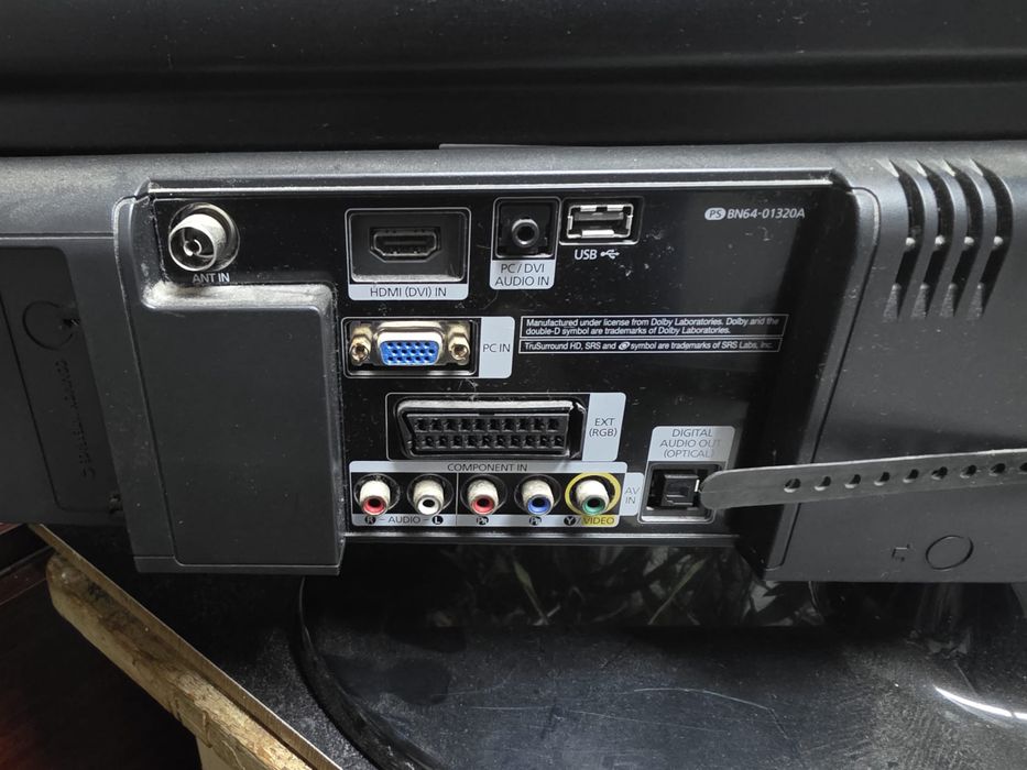 Vand tv Samsung diagonala 81 cm