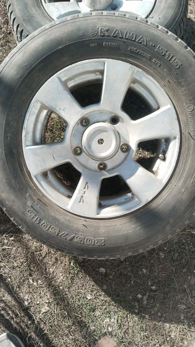 Продам литые диски для Нивы на 15