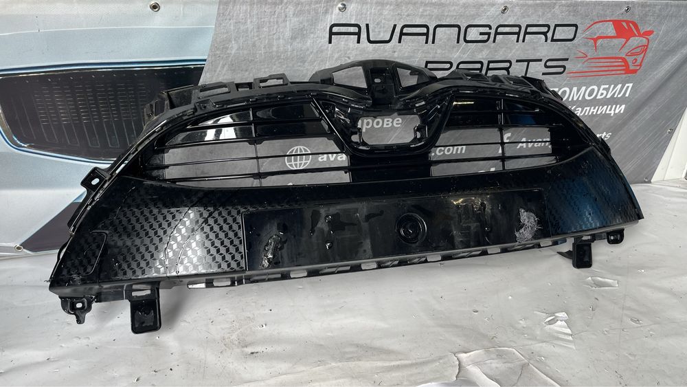 Предна решетка Toyota Yaris 4 2020-