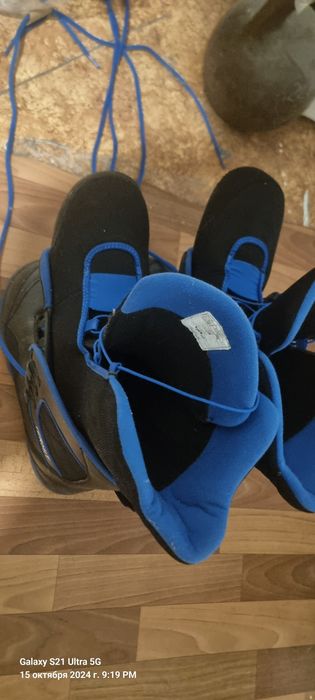 Burton с креплениями и ботинками