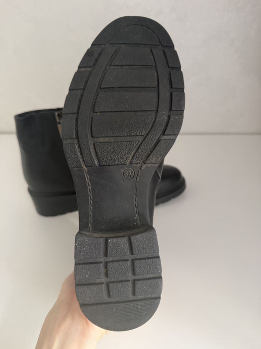 продам челси ботинки