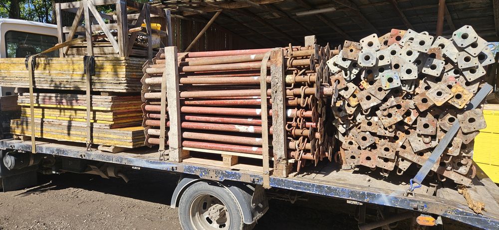 Popi metalici,cofraj