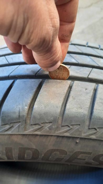 4 Anvelope vara Brigestone 215/60R17