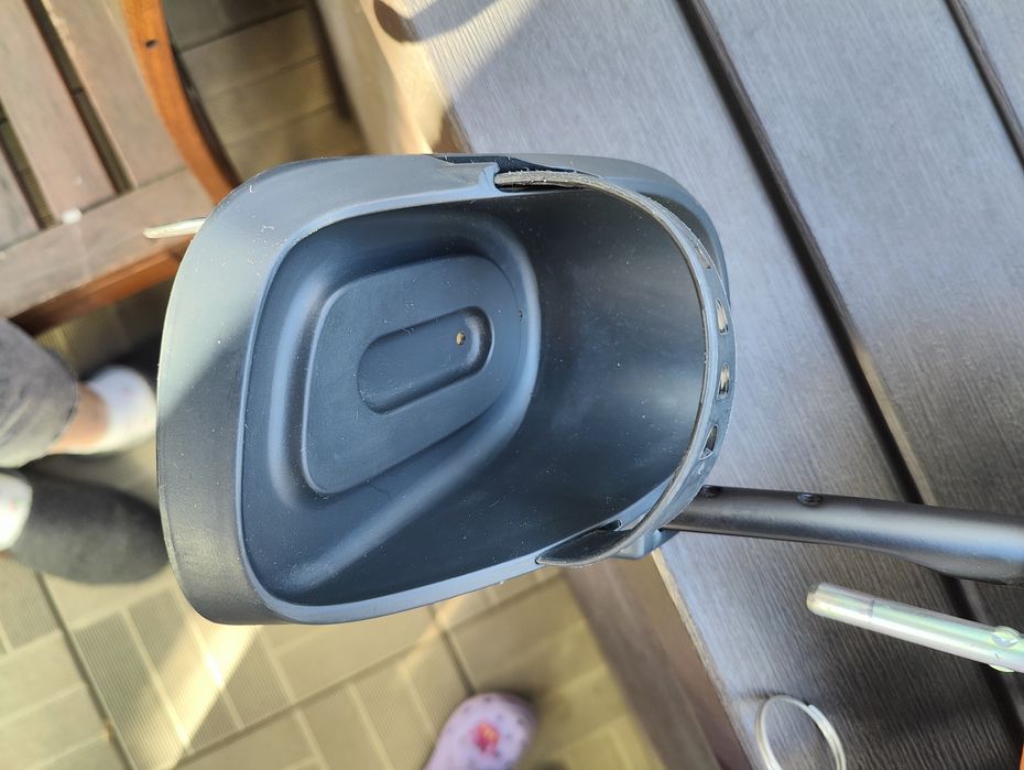 Scaun frontal de bicicletă+parbriz Bobike mini 9-15 kg