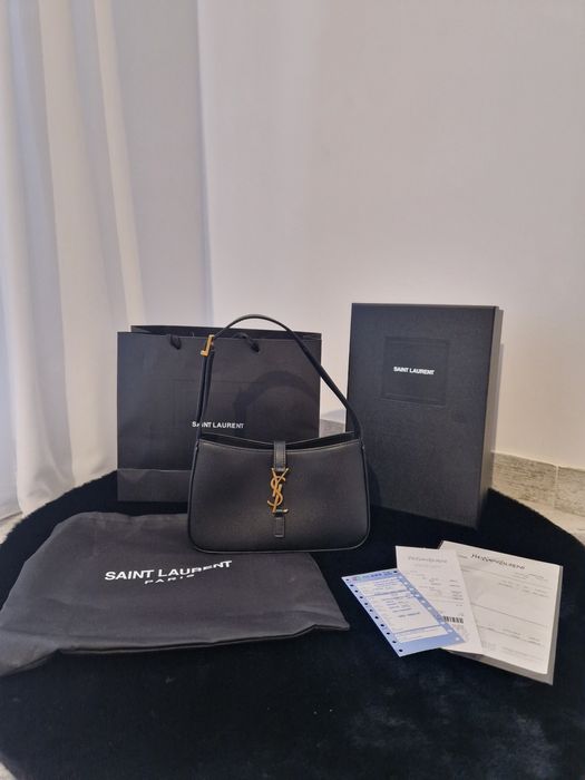 Saint Laurent Le 5 A 7 Black Hobo