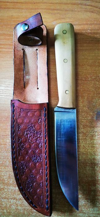 Ловен нож от стомана D2