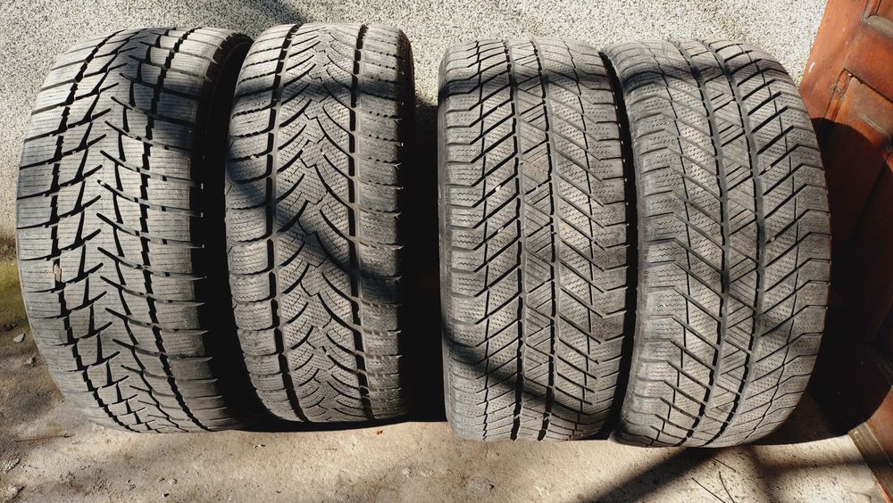 Зимни гуми 225/45/17