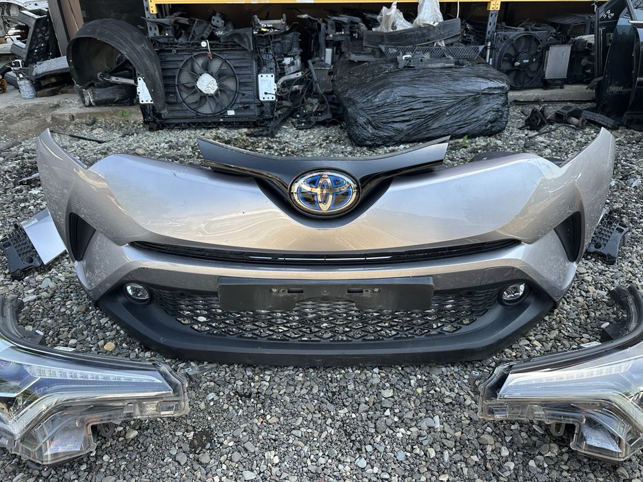 Fata completa Toyota CHR
