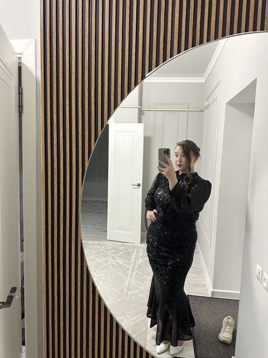 блестящее платье