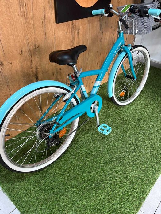 Bicicleta B-twin  24'' cu schimbator Shimanno 6 viteze