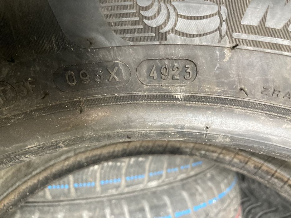 Anvelope Michelin set 2 buc 215/55 R 17 Dot 2023