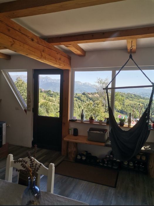 Duplex cu teren generos de 13.600 mp în sat Magura, jud. Brașov