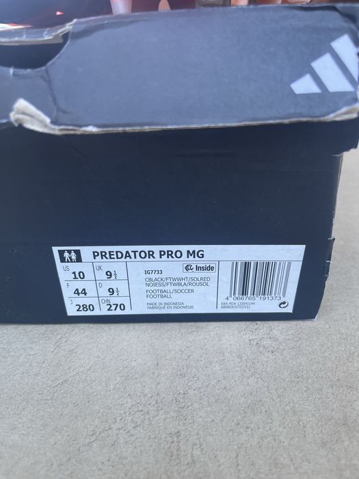 Ghete fotbal Adidas Predator Pro 44