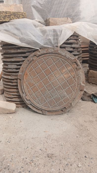 Чугун колодец, cho'yan lyuklar, radiatorlar, радиаторы, батарея