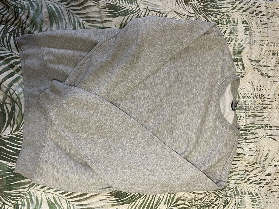 Pulover HM gri impecabil