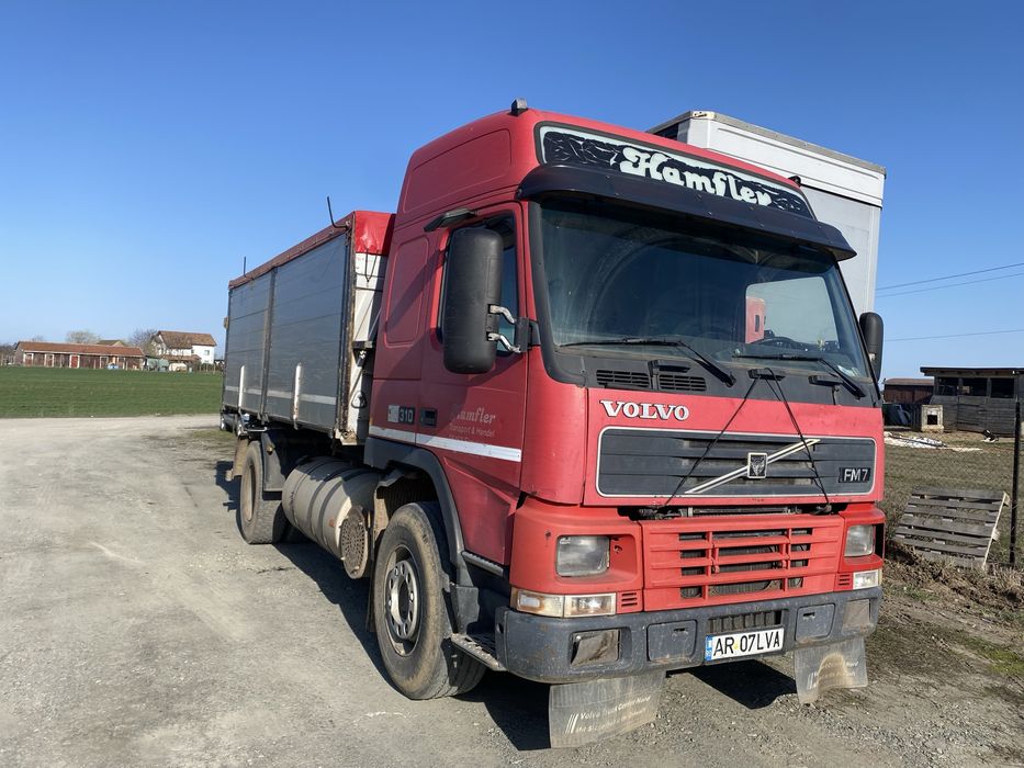 Vand Camion volvo  20 t/ basculabil/ bena cereale