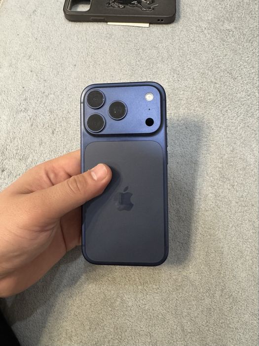 Айфон 17про 100% 256гб