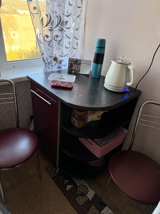 Кухонный гарнитур в нормальном состоянии