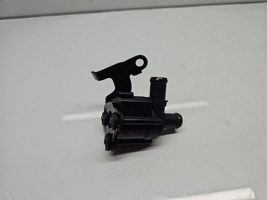 Pompa recirculare apa AUDI A3 Sportback (8VS, 8VM) [Fabr 2013-prezent]