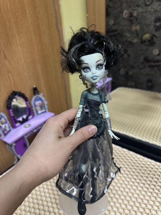 Продам куклу монстр хай!