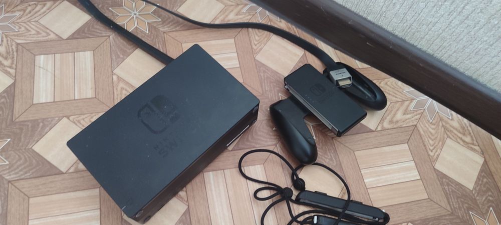 Продам Nintendo Switch