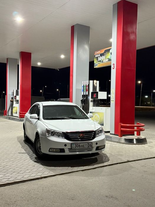 Geely Emgrand S7 2013 года