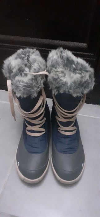 Vand cizme dama Quechu Decathlon Warm 500, stare foarte buna, 70 lei