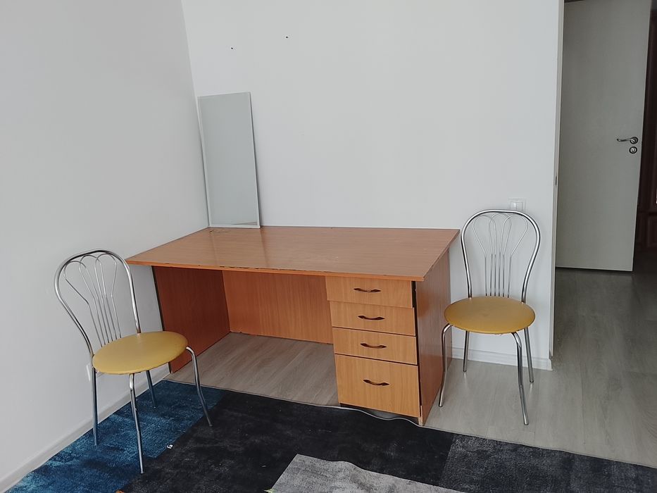 Стол рабочий с тумбой